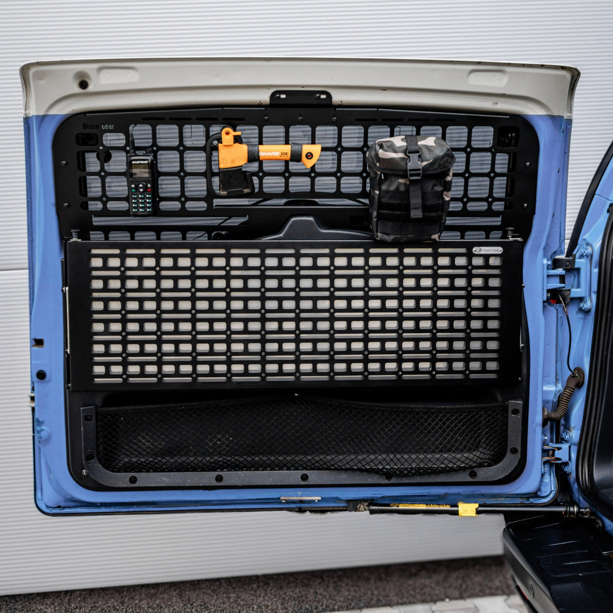 Heckscheiben-MOLLE-Paneel - FJ Cruiser-8-Bison Gear