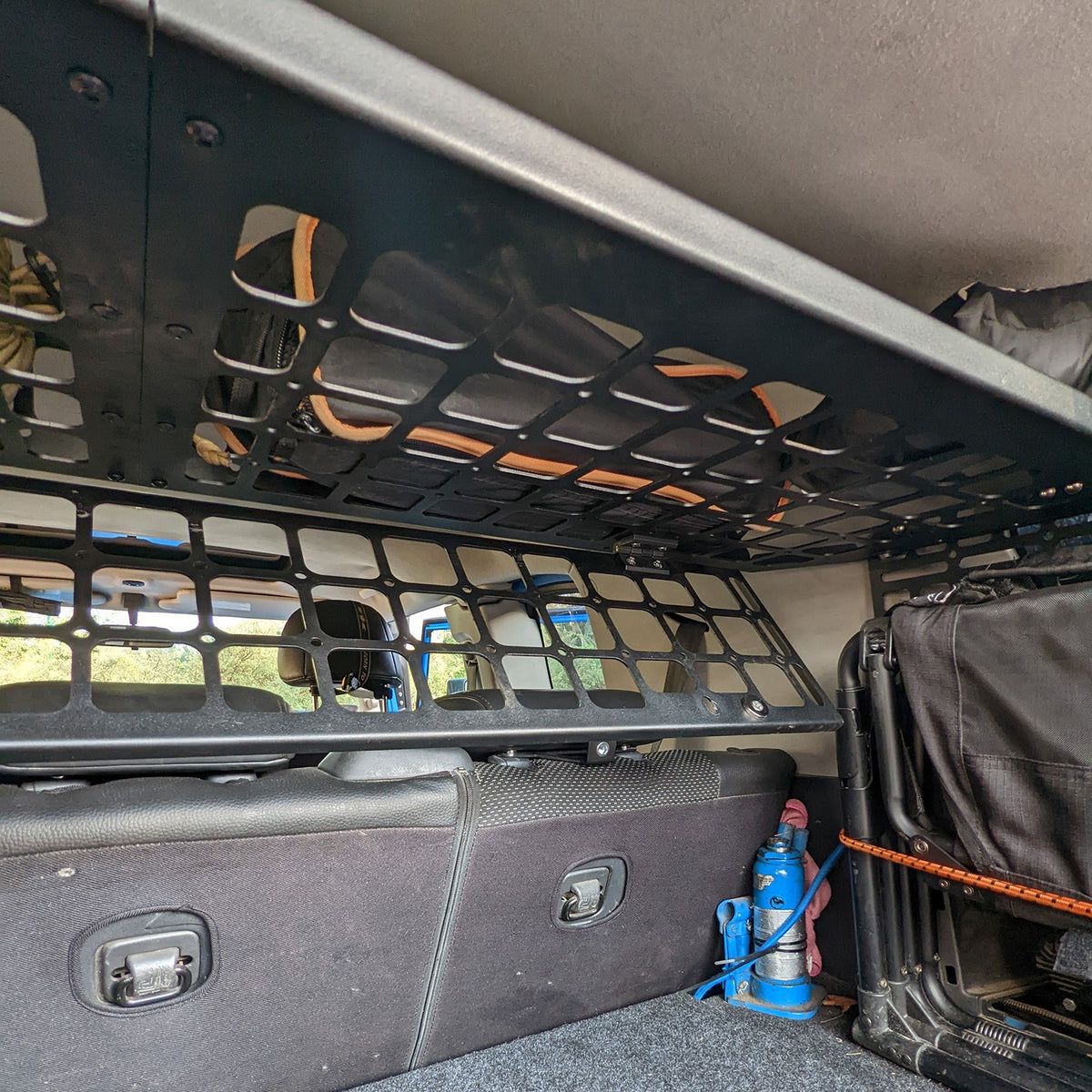 SET: Roof Shelf + Laderaumtrenngitter - FJ Cruiser-1-Bison Gear