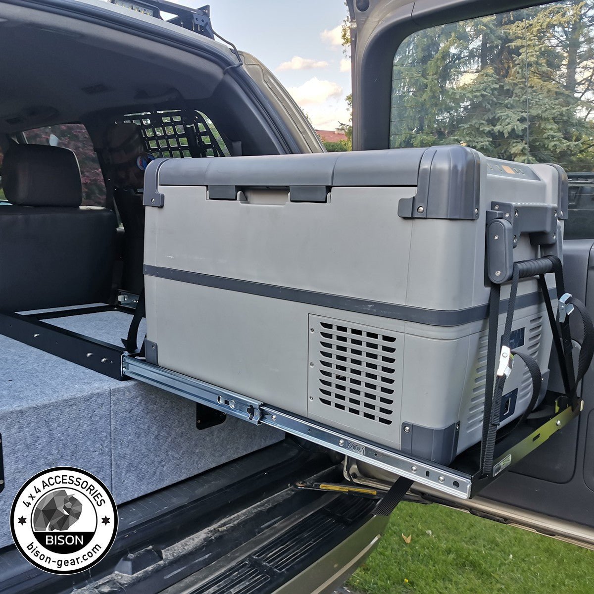 Kühlboxauszug / Ladeauszug - Bison Gear