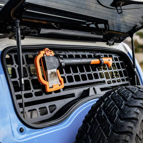 Heckscheiben-MOLLE-Paneel - FJ Cruiser-1-Bison Gear