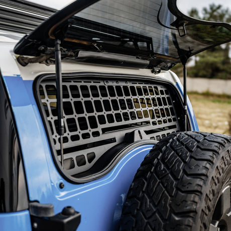 Heckscheiben-MOLLE-Paneel - FJ Cruiser-5-Bison Gear