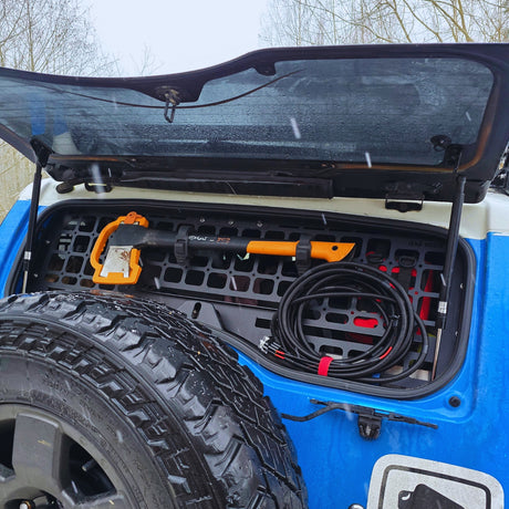 Heckscheiben-MOLLE-Paneel - FJ Cruiser-9-Bison Gear
