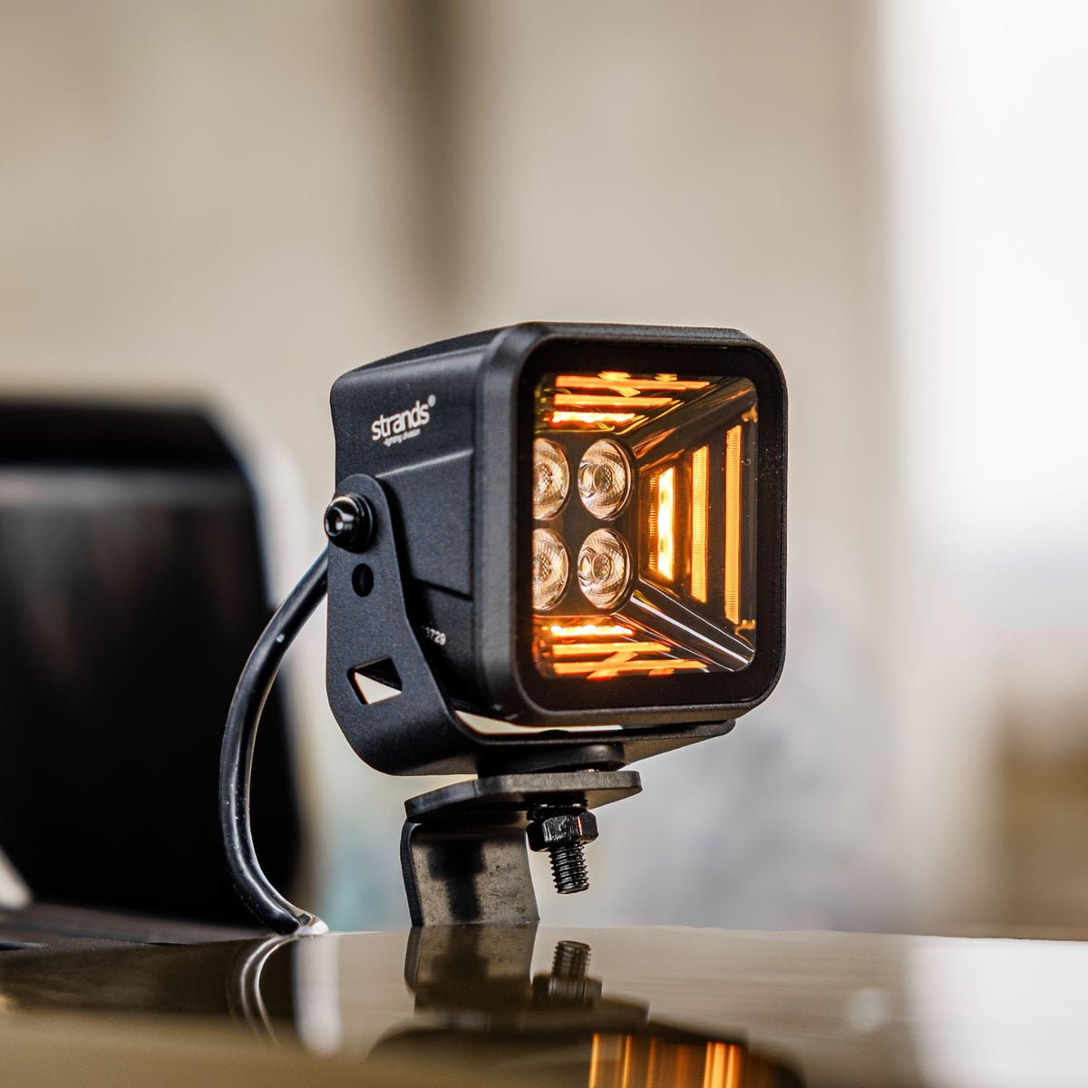 OUTLET: Dark Knight Fortex Arbeitsscheinwerfer 38W Amber-1-Bison Gear