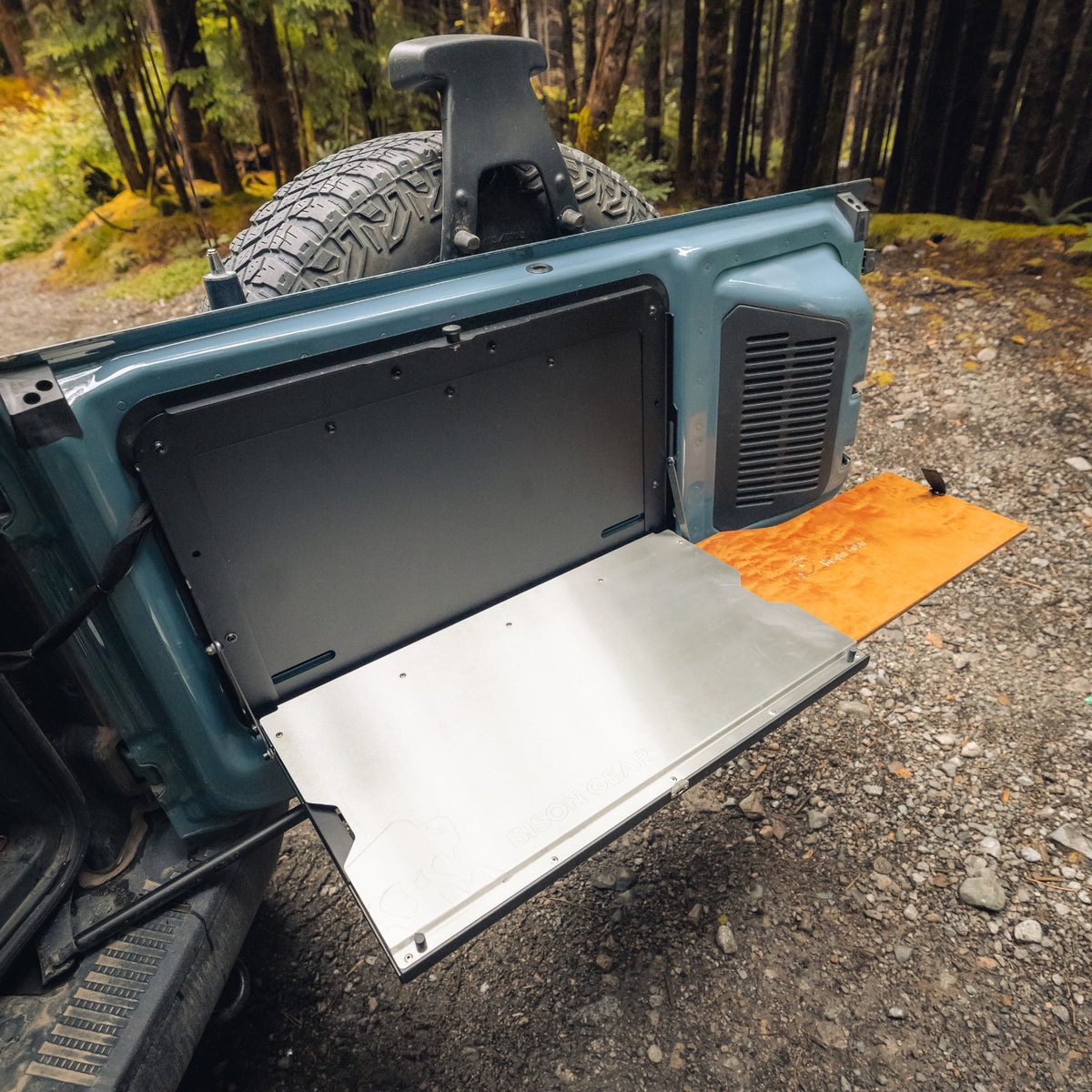Klapptisch für die Hecktür - Bronco 6G-7-Bison Gear