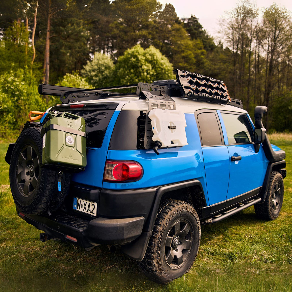 Außen-MOLLE-Paneel - FJ Cruiser-11-Bison Gear