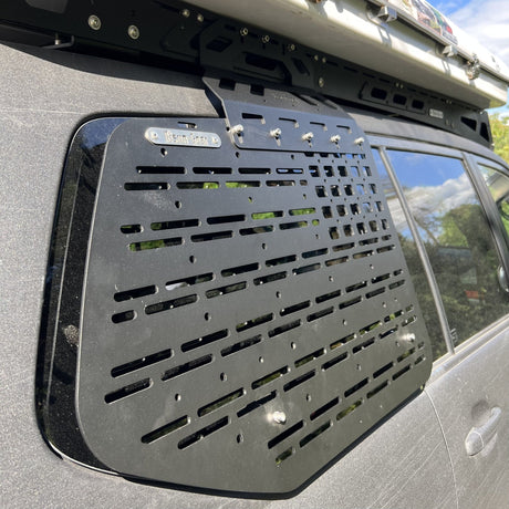 Außen-MOLLE-Paneel - LC120/GX470-4-Bison Gear