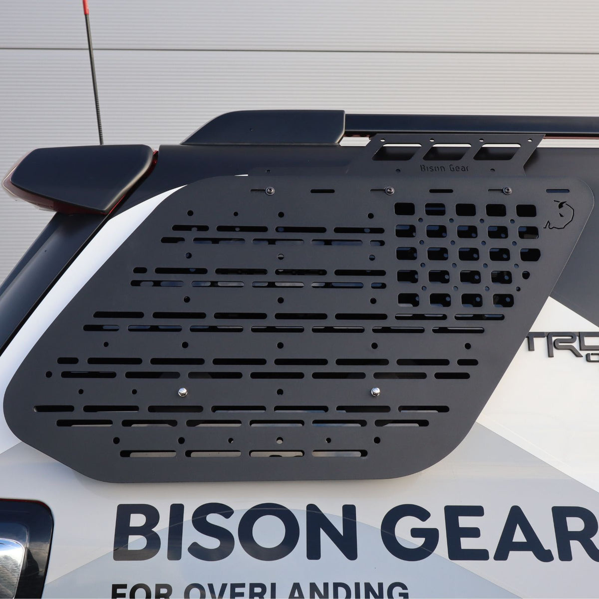 SET: Außen-MOLLE-Paneele (links + rechts) - 4Runner 5. Gen (Werks-Dachreling)-2-Bison Gear