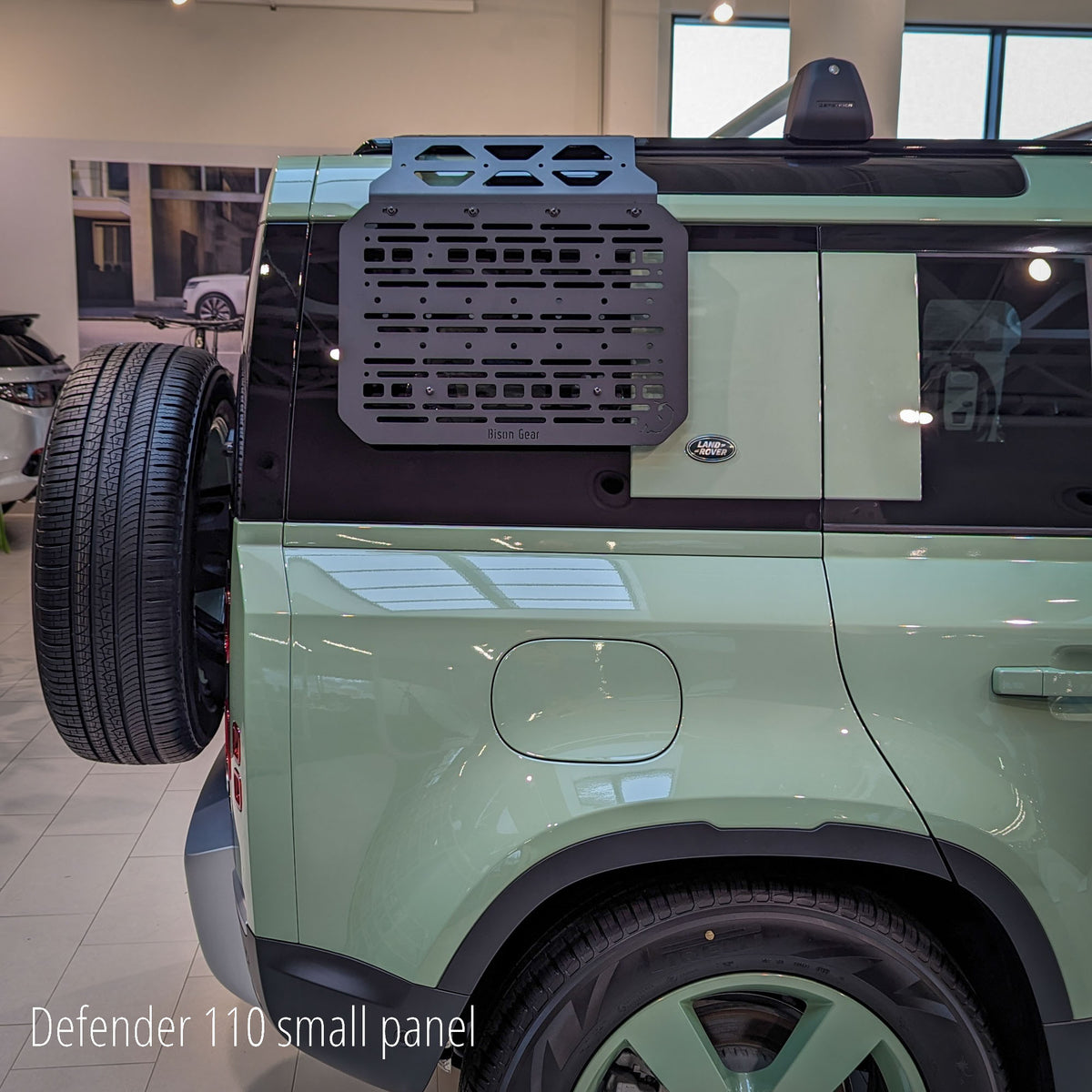 Kleines Außen-MOLLE-Paneel - Defender (L663)-1-Bison Gear